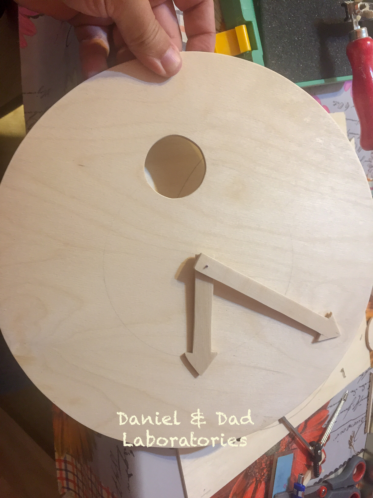 Smart Clock – Daniel & Dad Laboratories